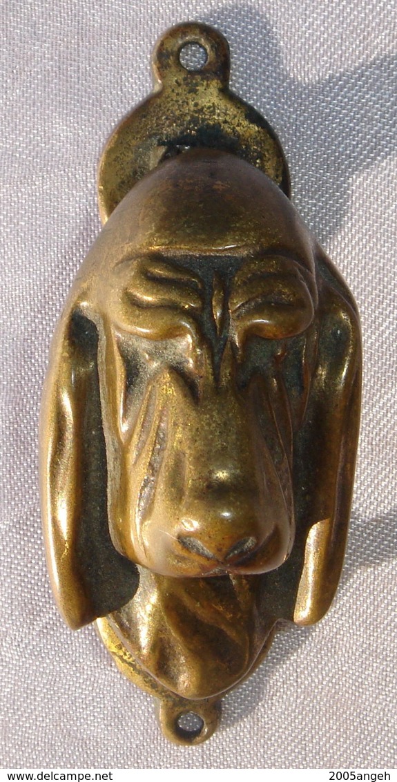 Petit Heurtoir En Bronze Tête De Chien -  Poids 71 Grs. Long. 8,4 Cm - Bon état. - Bronzes