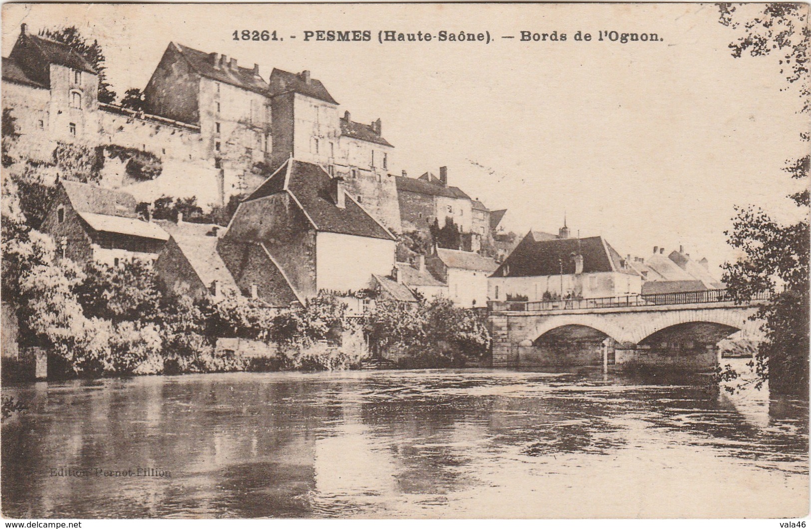 PESMES   70  HAUTE SAONE   CPA  SEPIA BORD DE L'OGNON - Pesmes