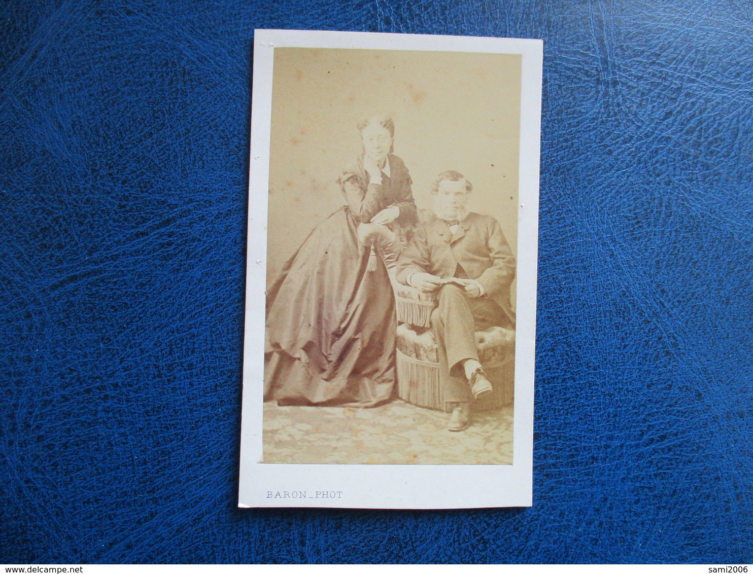 CDV ANCIEN 1840-1860 COUPLE BOURGEOIS PHOTO BARON 59 DUNKERQUE - Anciennes (Av. 1900)