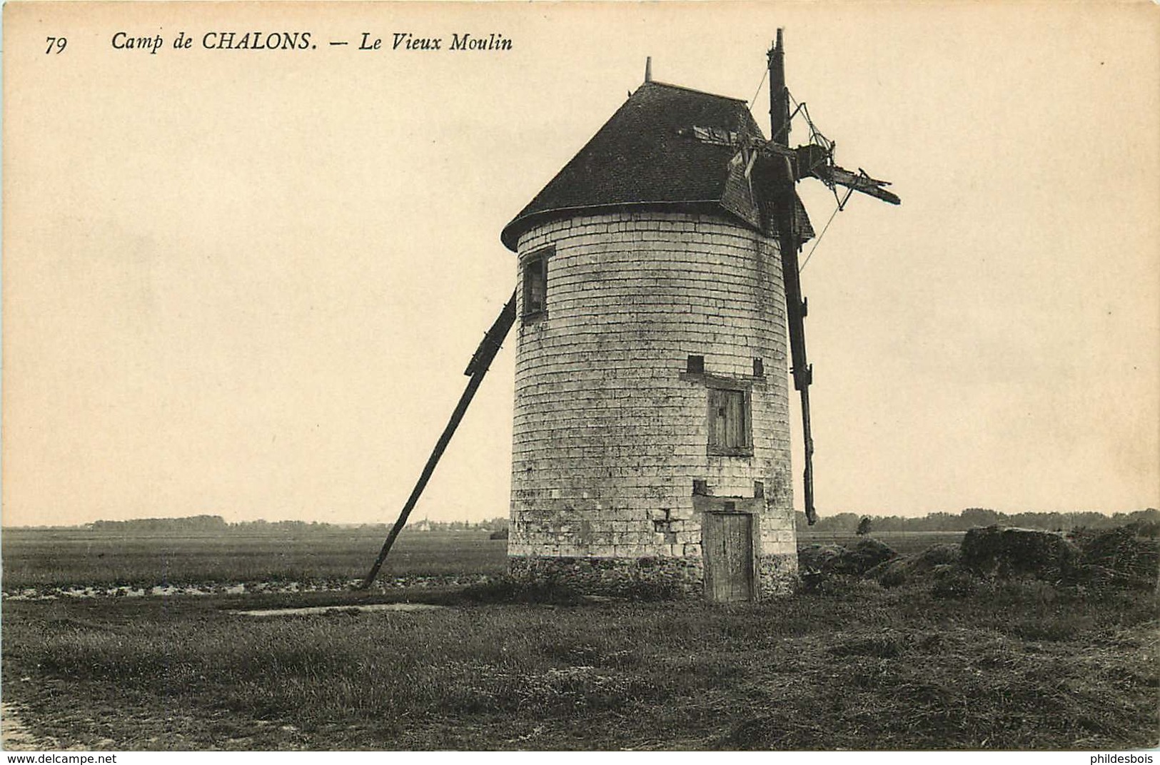 MARNE CAMP DE CHALONS      Le Moulin - Camp De Châlons - Mourmelon