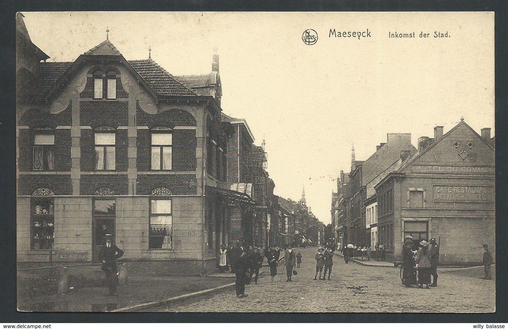 +++ CPA - MAASEIK - MAESEYCK - Inkomst Der Stad - Nels - Carte Animée !    // - Maaseik