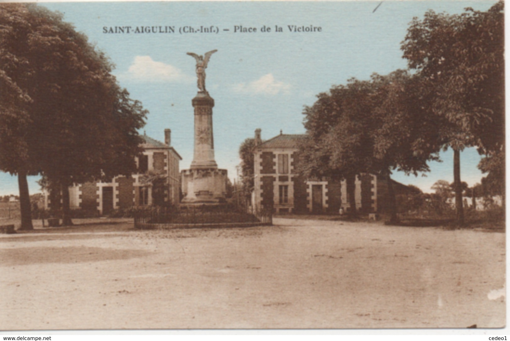 SAINT AIGULIN   PLACE DE LA VICTOIRE - Autres & Non Classés