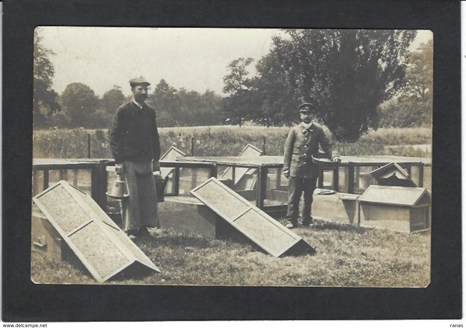 CPA à Identifier Métier Carte Photo RPPC écrite Apiculteur ? - Zu Identifizieren