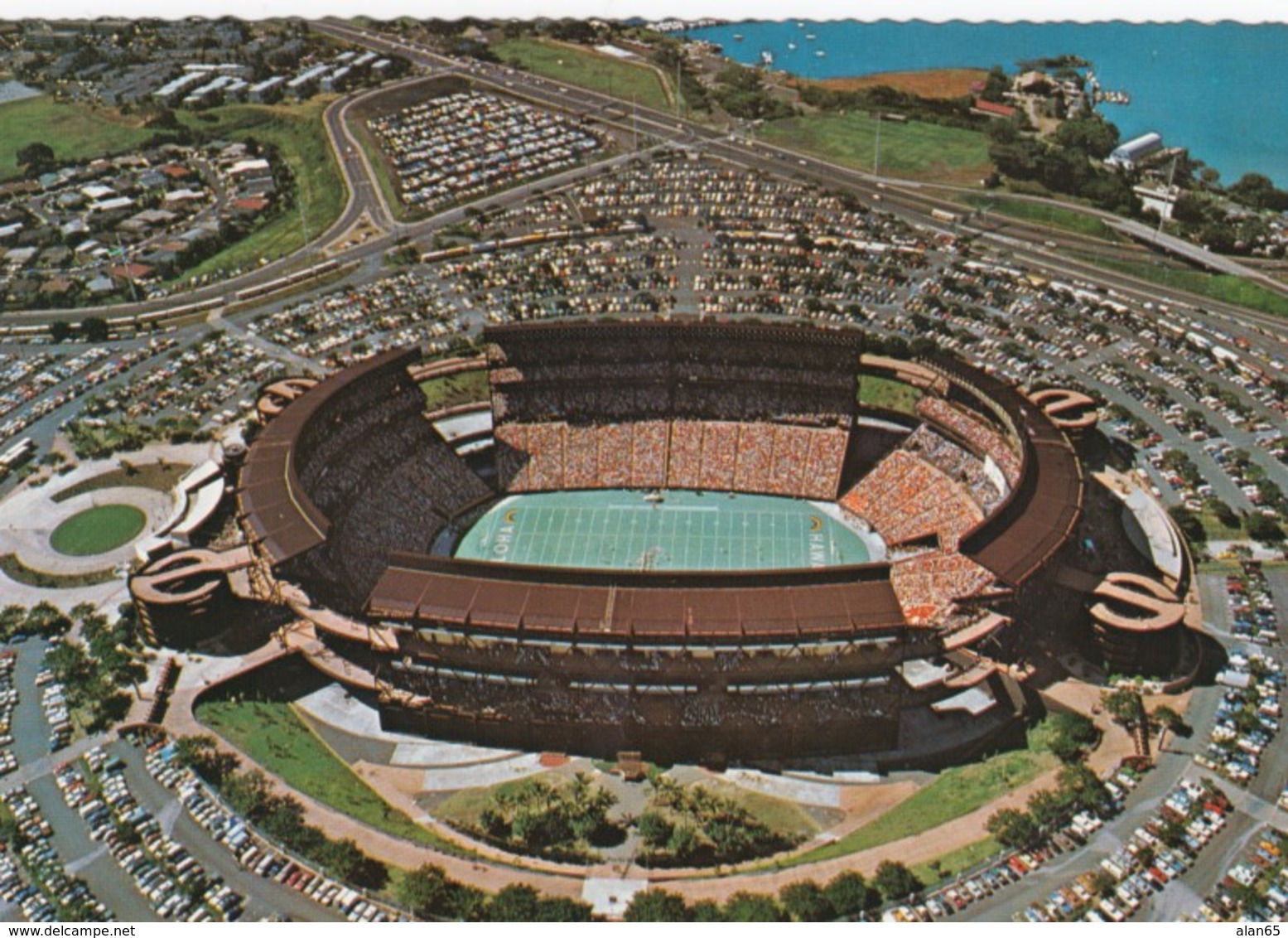 Aloha Stadium Honolulu Hawaii, Football Stadium During All-Star Hula Bowl Game, C1970s/80s Postcard - Honolulu