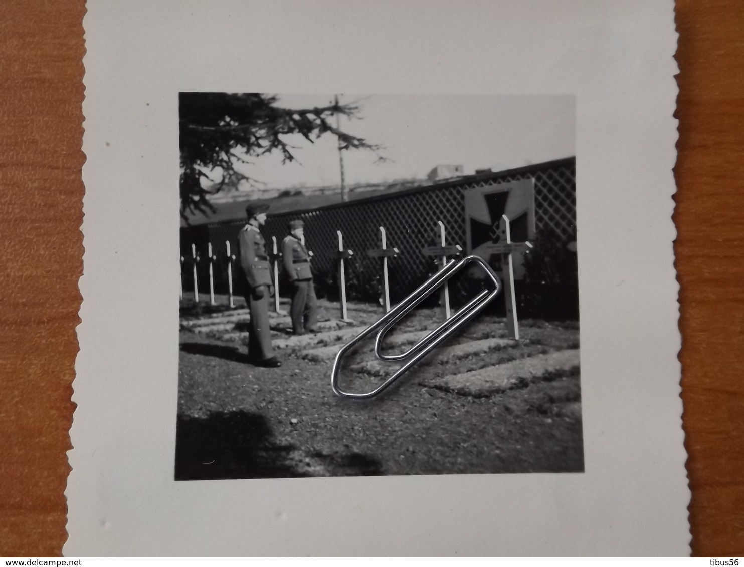 WW2 GUERRE 39 45 NIORT TOMBES SOLDATS ALLEMANDS VOIR DRAPEAU  CIMETIERE - Niort