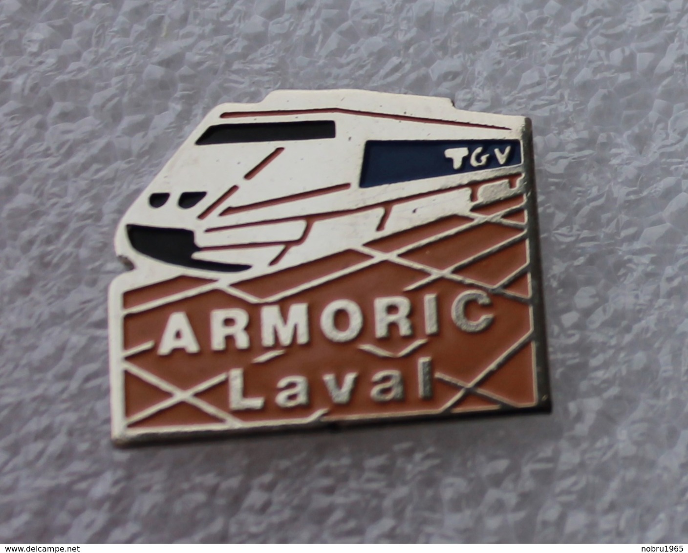 Pin's Train TGV . Armoric Laval - TGV