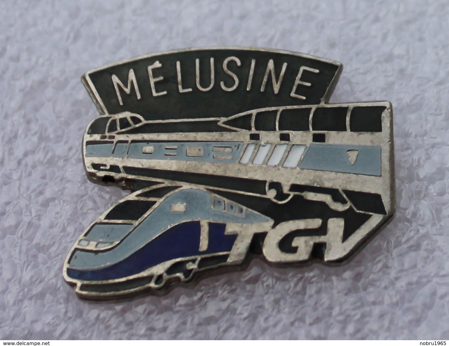 Pin's Train TGV Mélusine . Egf . émail Grand Feu - TGV