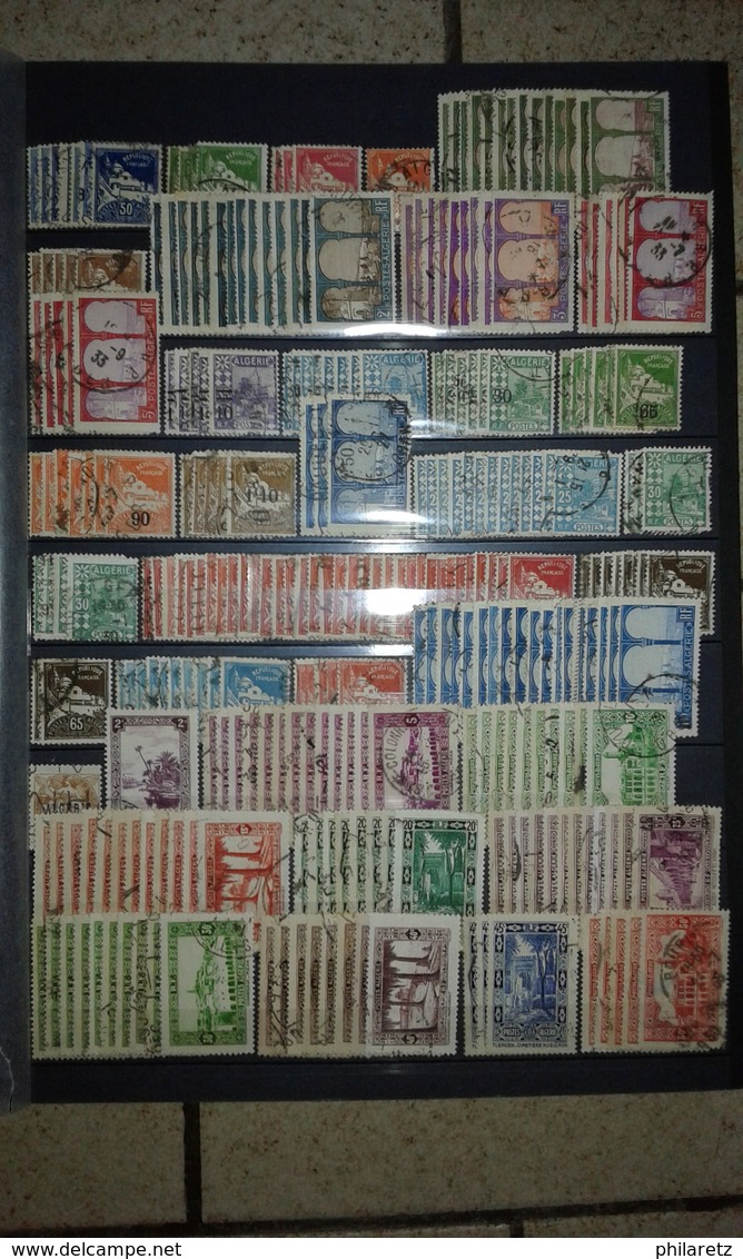 Algérie : Stock (lot) de timbres neufs ** et * mélangés et d'oblitérés - + de 3000 timbres - TB état général