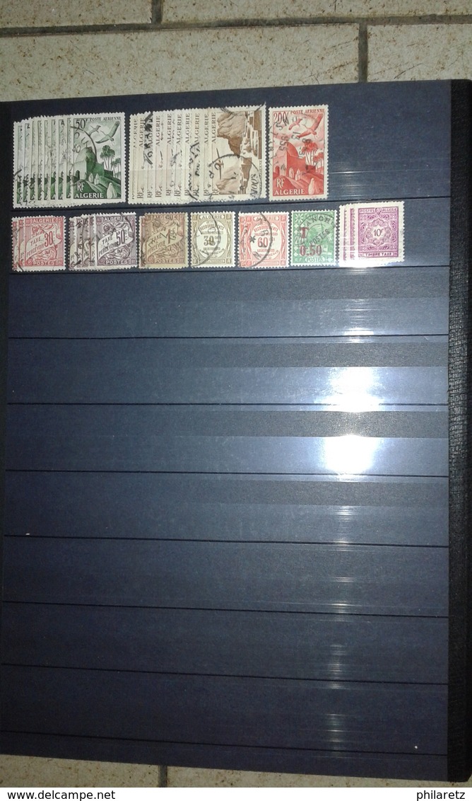 Algérie : Stock (lot) de timbres neufs ** et * mélangés et d'oblitérés - + de 3000 timbres - TB état général