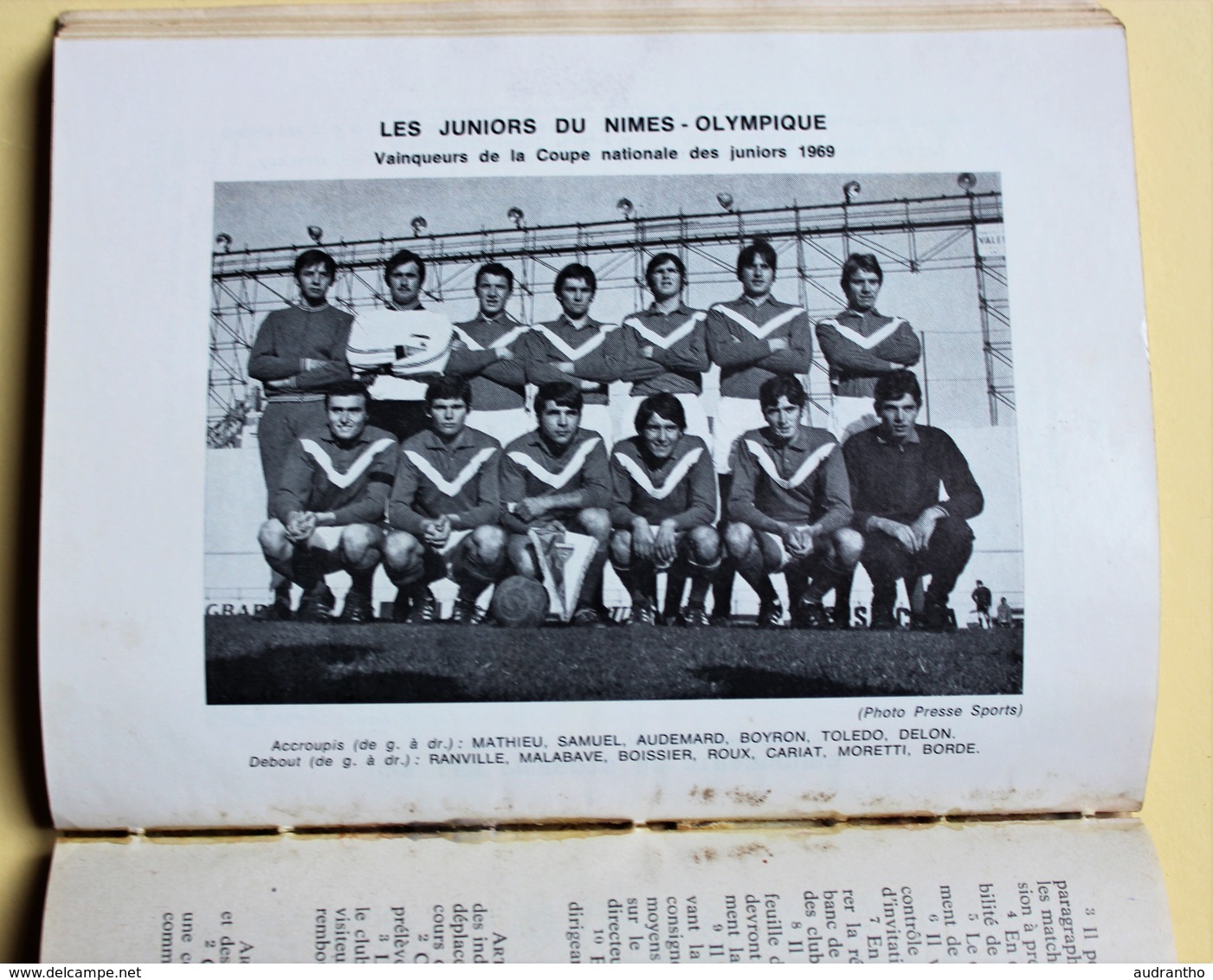 Football FFF Annuaire 1969 1970 ASSE Saint Etienne Larqué Jacquet OM Djorkaeff Pierrots de Strasbourg Nimes