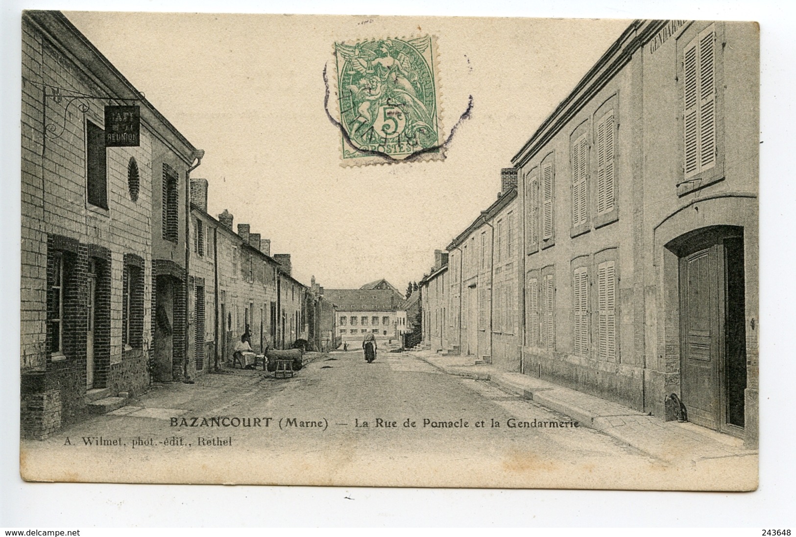 Bazancourt La Rue De Pomacle Et La Gendarmerie - Bazancourt