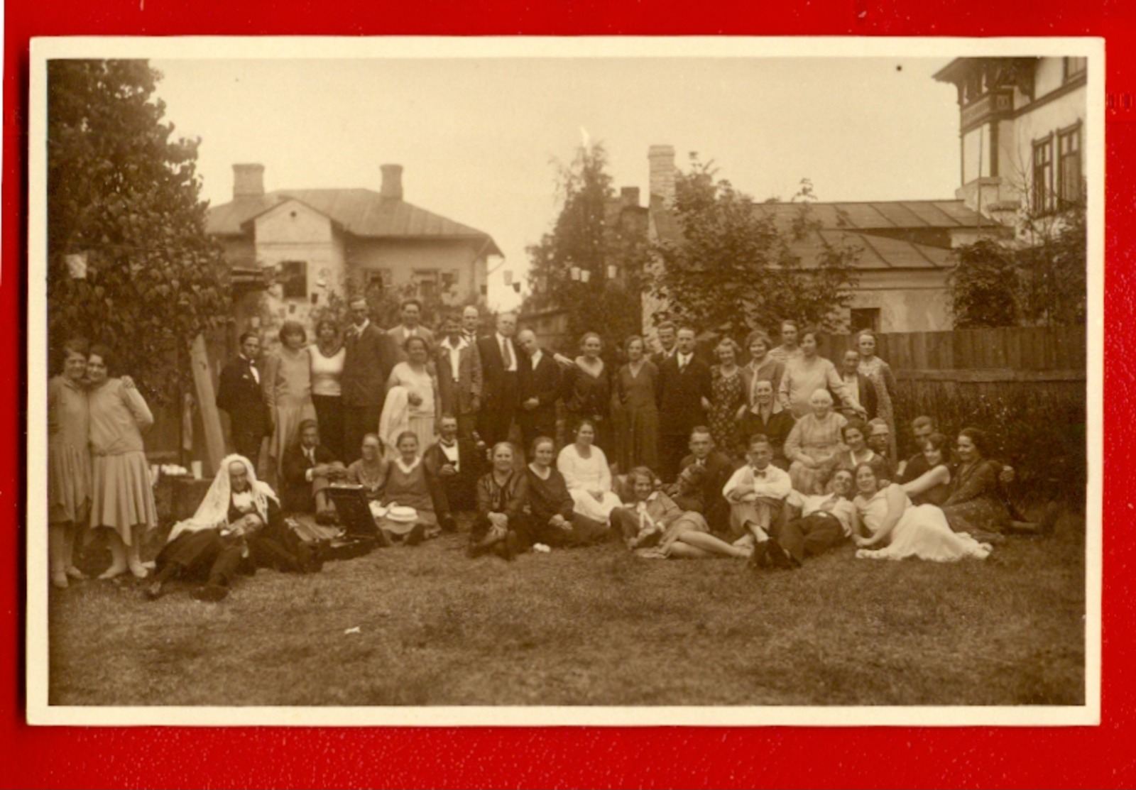 PHONOGRAPH GRAMOPHONE AND PEOPLE VINTAGE PHOTO PC. 2642 - Otros & Sin Clasificación