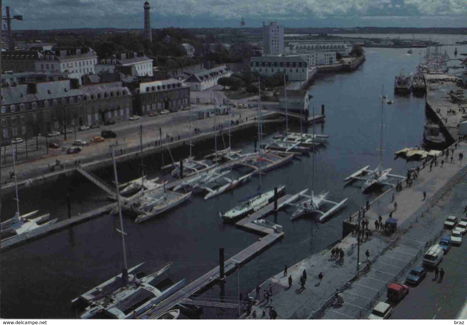CPM  Lorient Les Bermudes Lorient 1983  Avant Port - Voiliers