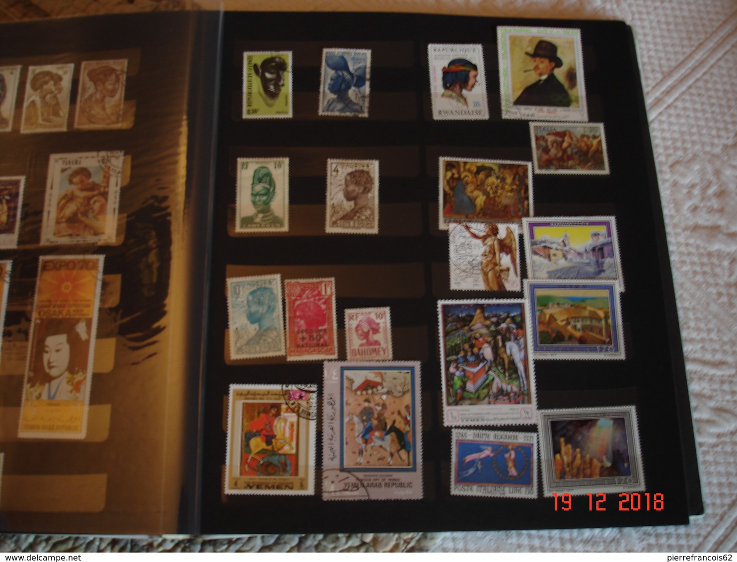 ALBUM AVEC COLLECTION DE TIMBRES NEUFS ET OBLITERES SUR LA PEINTURE DANS LE MONDE - Collections (en Albums)