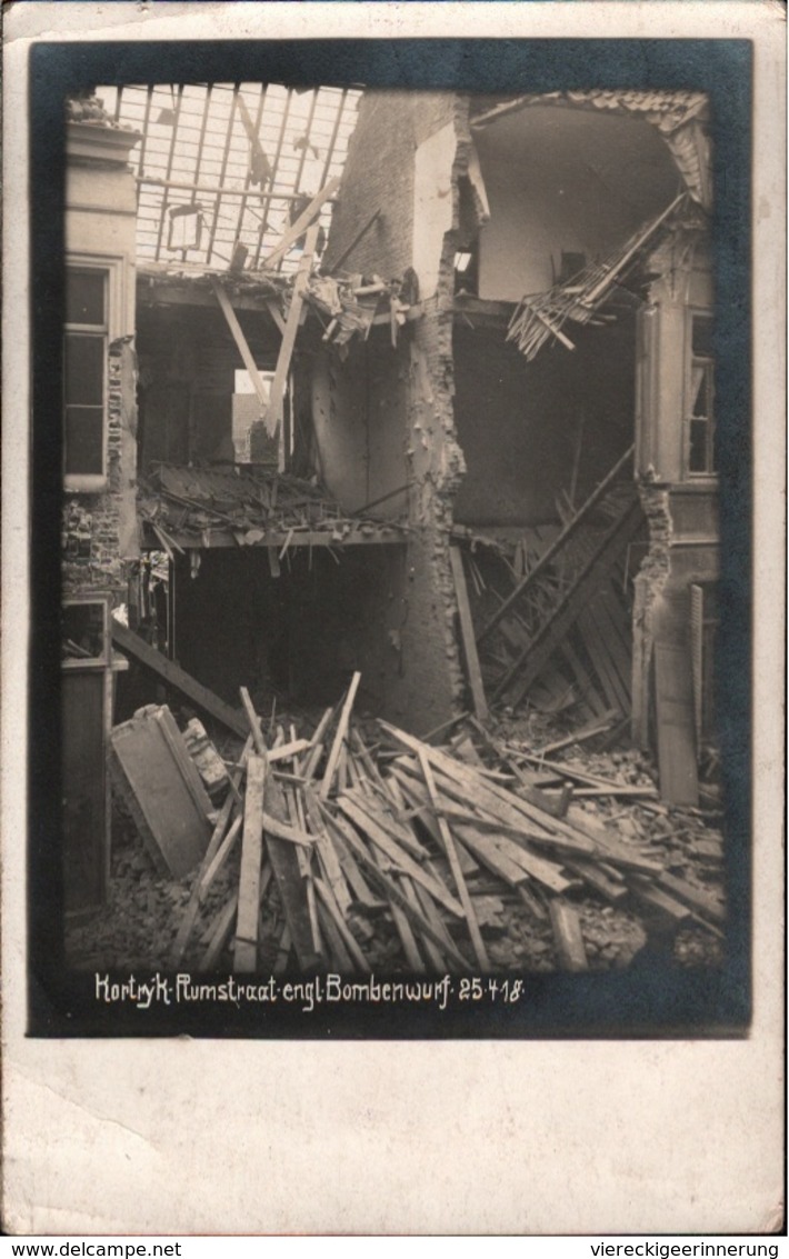 ! Alte Foto Ansichtskarte Kortrijk, Westflandern, Belgien, Photo, 1. Weltkrieg, 25.4.1918 Englischer Bombenabwurf - Kortrijk