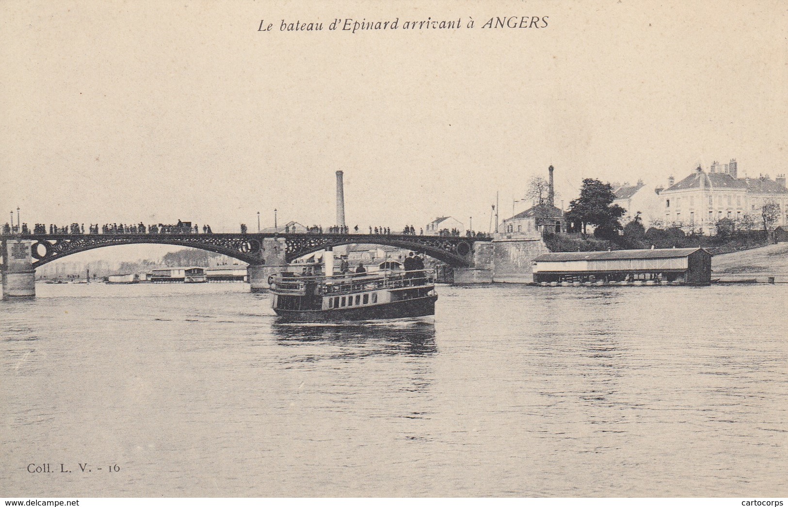 49 - Maine-et-Loire - Angers - Le Bateau D'Epinard Arrivant à Angers - Angers