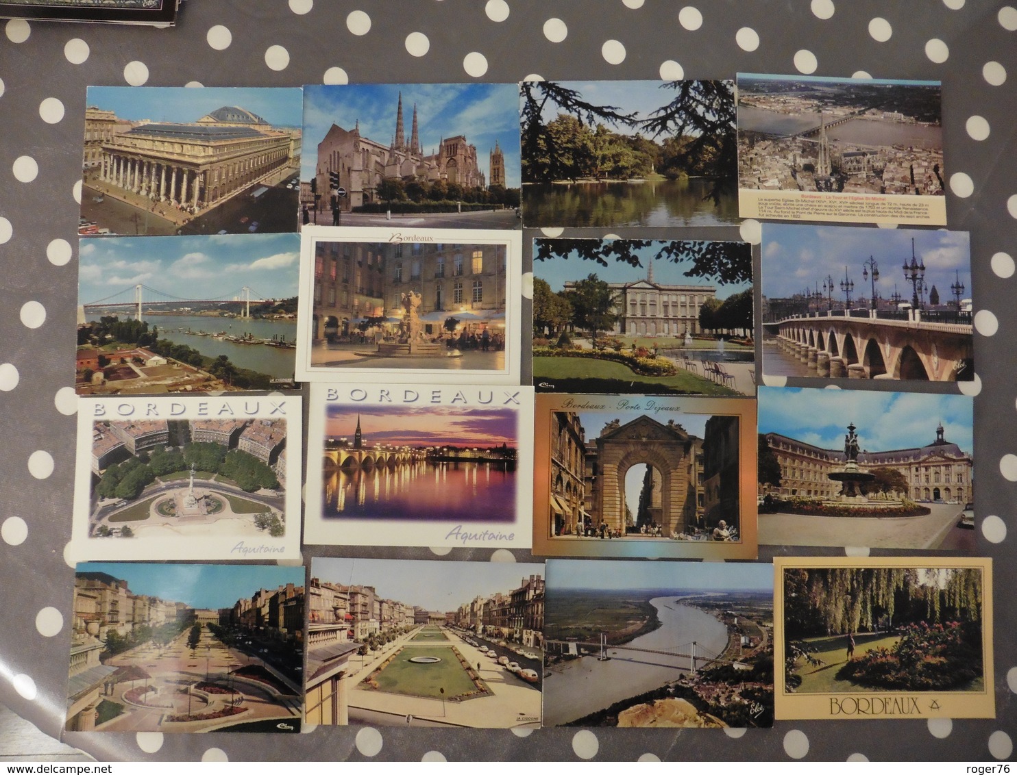 LOT   DE  80 CARTES POSTALES  NEUVES   DE  BORDEAUX - 5 - 99 Cartes