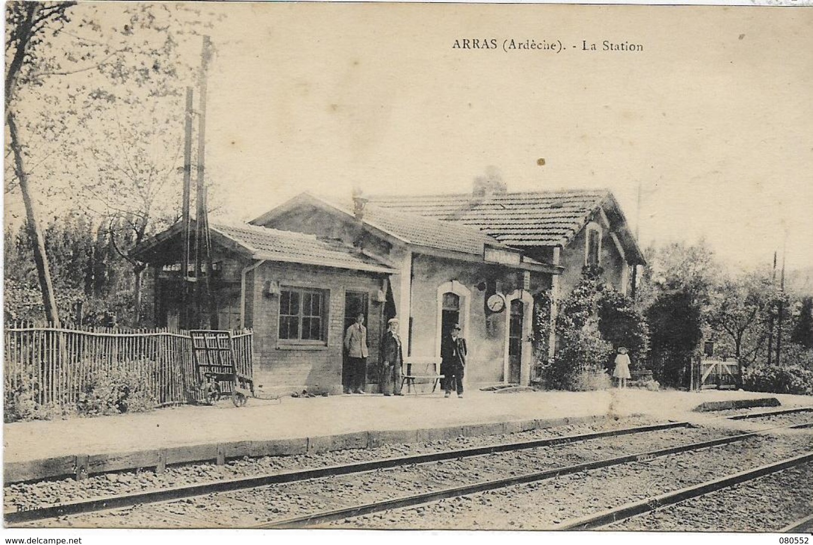 07 ARRAS . La Station Ou La Gare , édit : Sans , écrite En 1923  , état Extra - Autres & Non Classés