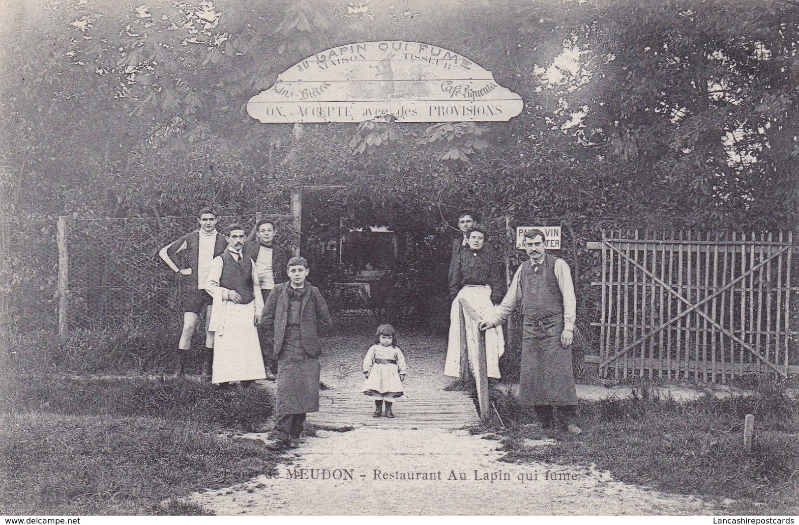 Postcard Foret De Meudon Restaurant Au Lapin Qui Fume  My Ref  B12666 - Meudon