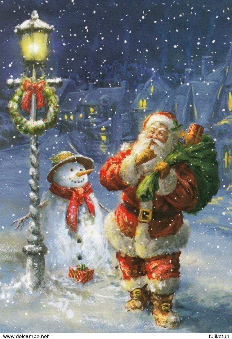 Santa Claus Is Asking Silence - Snowman Under The Street Light - Kerstman