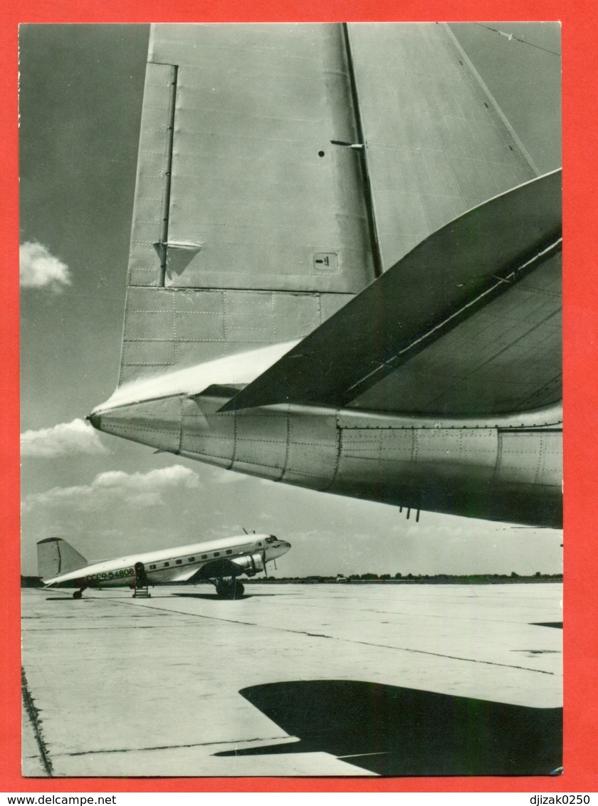 "Li-2" GDR 1970. Postcard New. - Airships