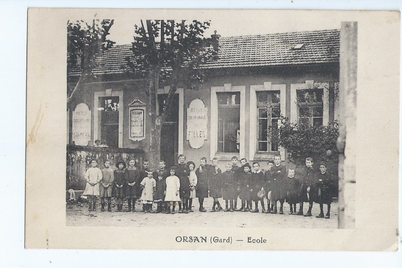 Cpa - Dpt  - Gard  -  Orsan   -   - Ecole Filles    - Animation -   (  Selection  )   Rare  19?? - Autres & Non Classés