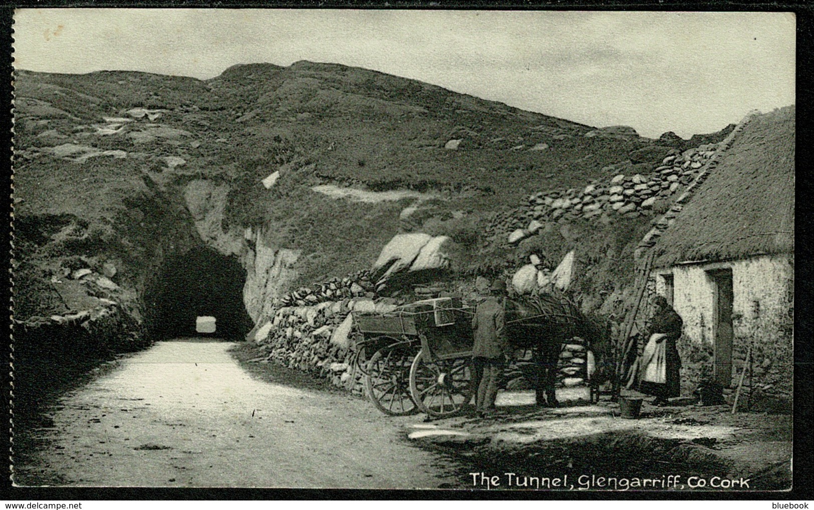 Ref 1247 - Early Postcard - The Tunnel Glengarriff - County Cork Ireland Eire - Cork