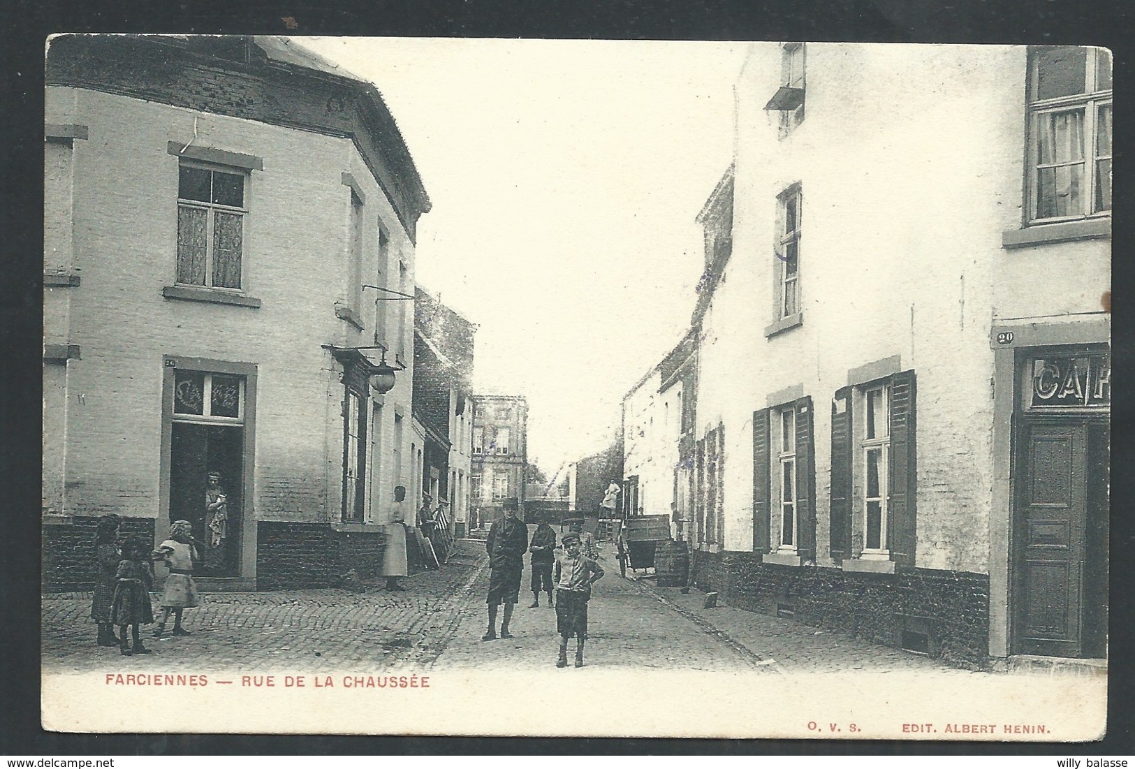 +++ CPA - FARCIENNES - Rue De La Chaussée - Café - Carte Animée !    // - Farciennes