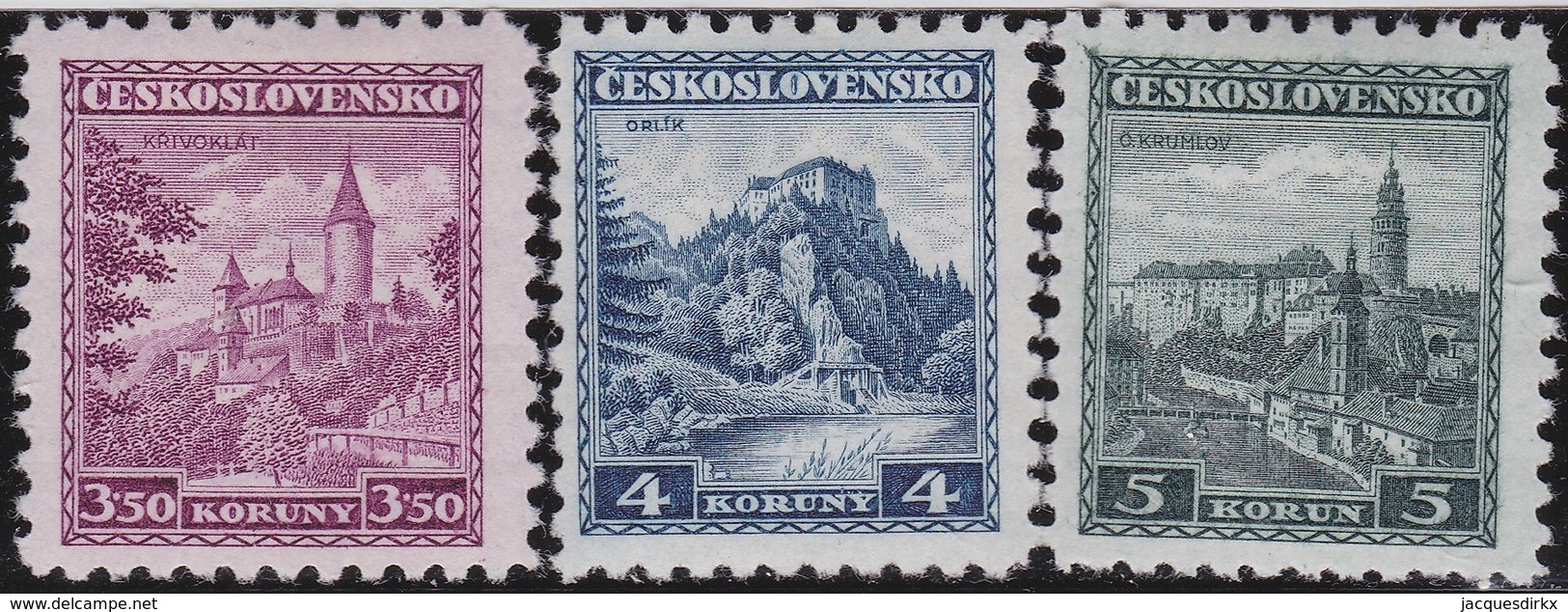 Tsjechoslowakije    .  Yvert  274/276     .      *   .    Ongebruikt Met Plakker  .   /   .   Mint Hinged - Nuovi