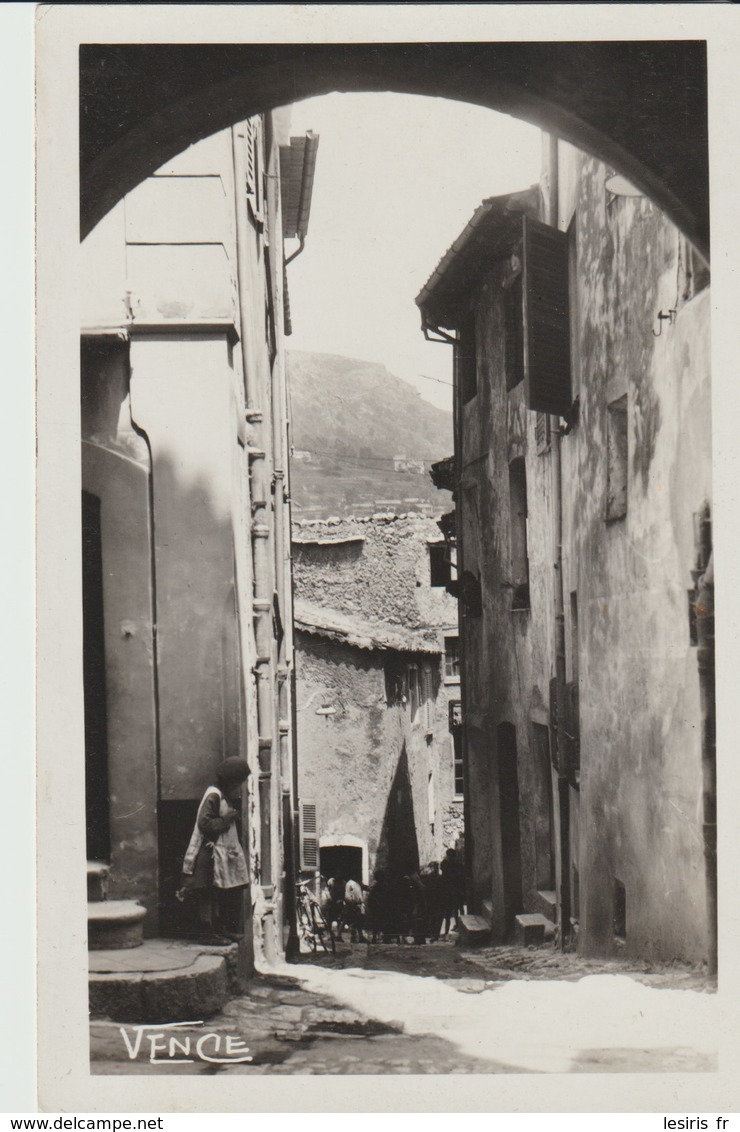 C.P. A. - PHOTO - VENCE - RUE DU SÉMINAIRE - - Vence