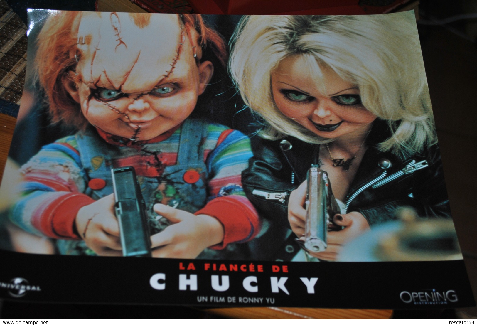 Rare Affichette Film La Fiancée De Chucky  Format 21x30 Cm - Affiches & Posters