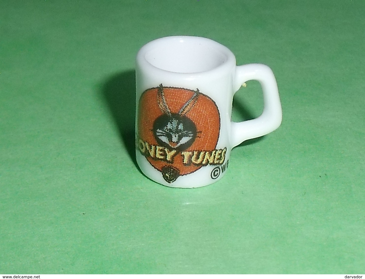 Fèves / Film / BD / Dessins Animés :  WB , Mug , Looney Tunes , Bug Bunny    T117 - Cartoons