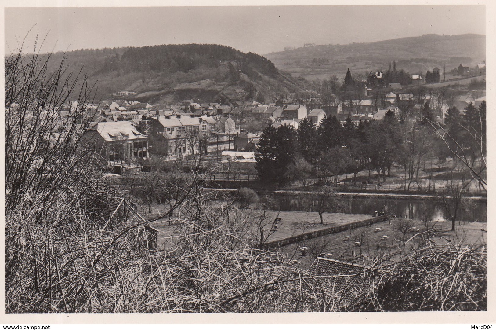 Aywaille:   Panorama Et Les écoles Moyennes De L'état - Aywaille