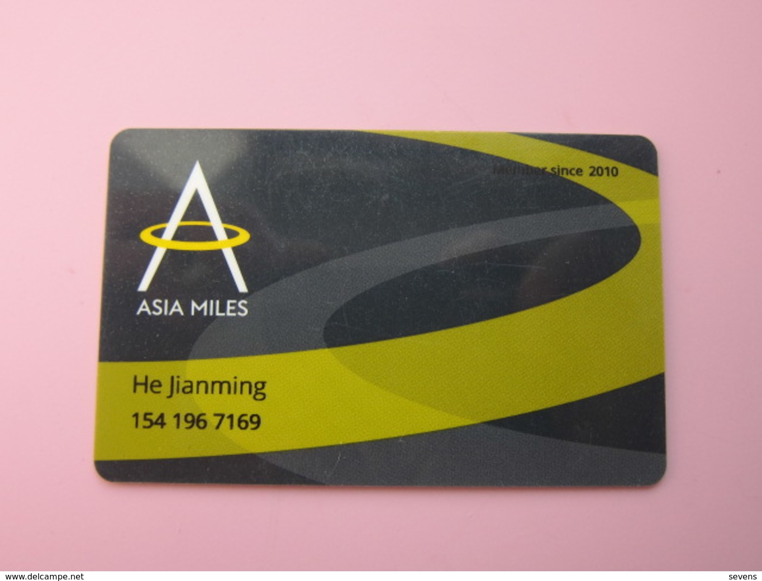 Cathay Pacific Airlines Mileage Card,Aisa Miles Black And Yellow Color(rare) - Non Classés