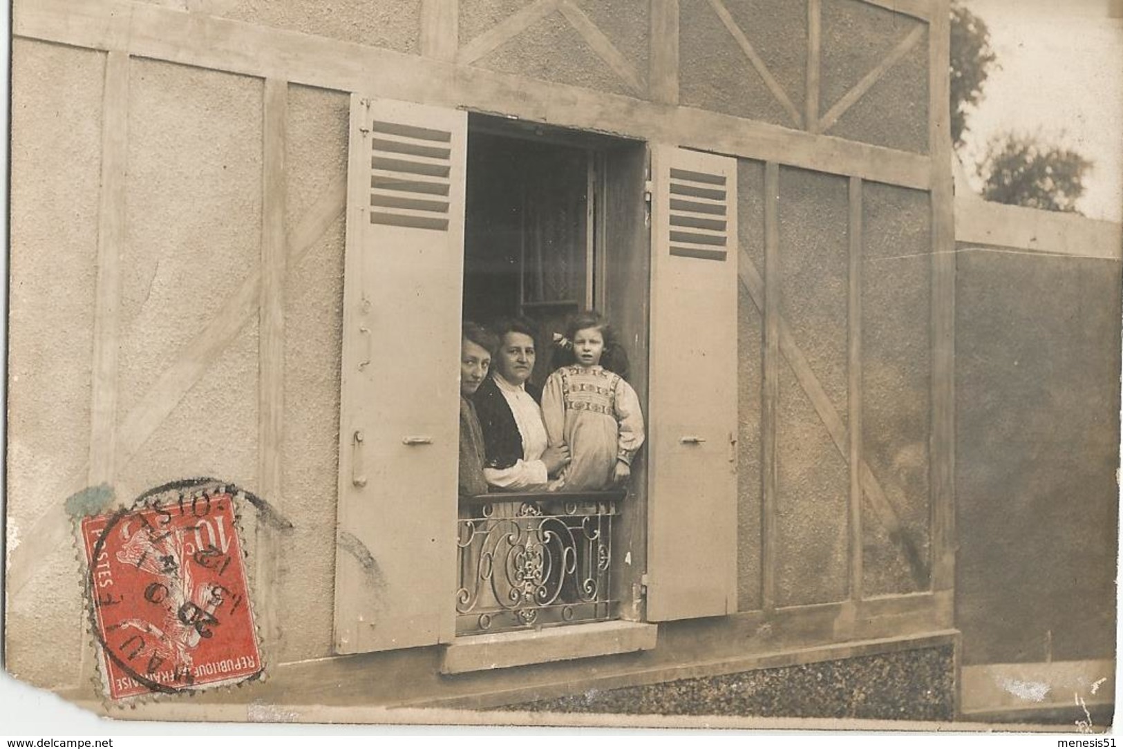 CPA Carte Photo MAULE (78) - Franscica Jeanne Et Sa Maman à La Fenêtre D'une Maison De La Commune - Maule