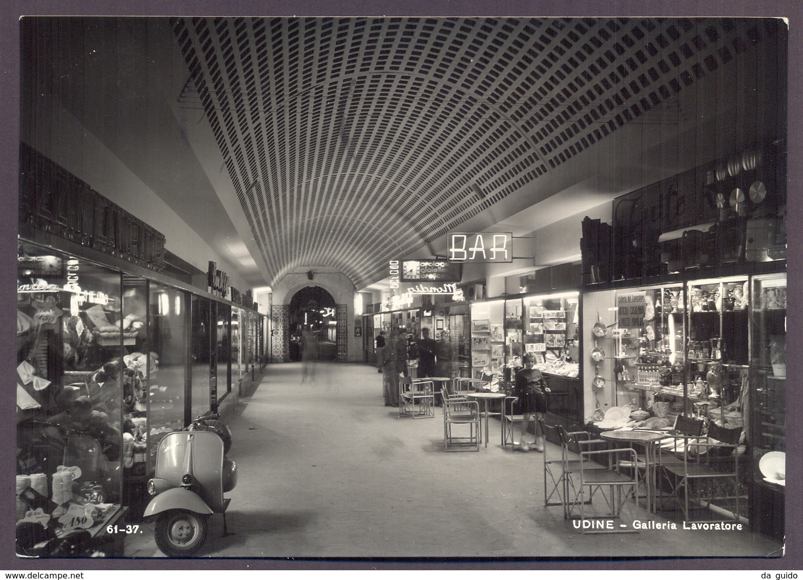 UDINE, Galleria Lavoratore - Vespa Piaggio Modello Faro Basso - Viaggiata 1955 - Udine