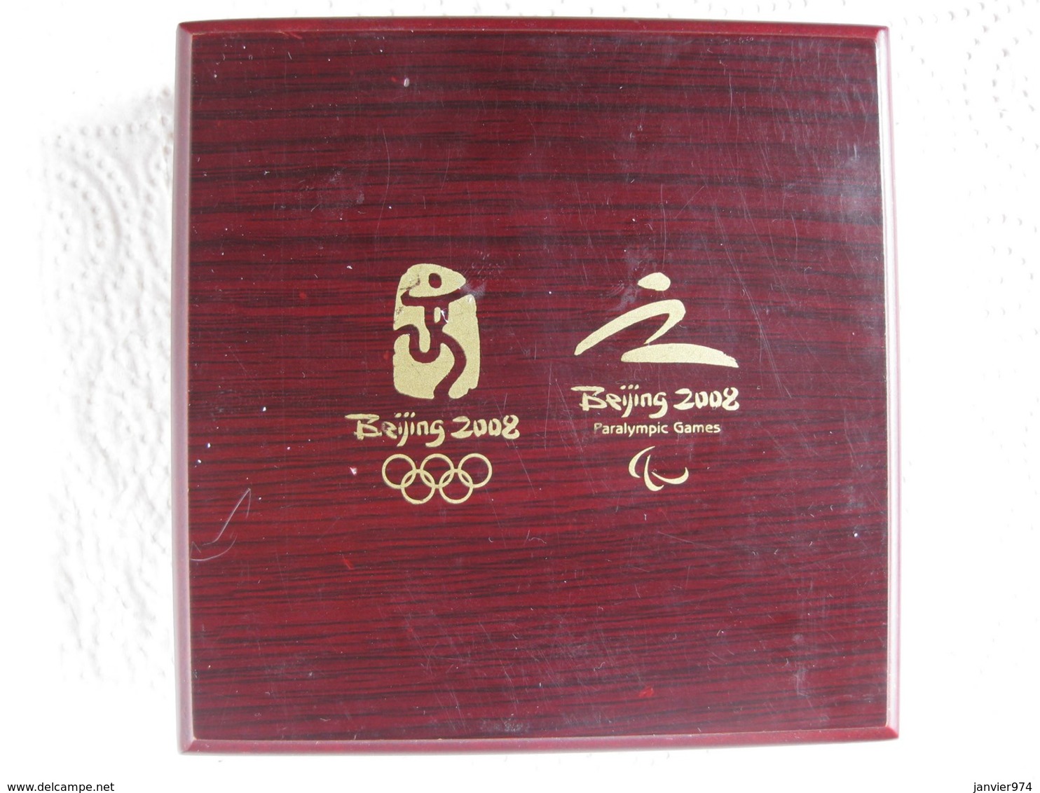 Chine. Jeux Olympiques Paralympique Beijing 2008 Medaille Avec Sa Boite Et Certificat - Autres & Non Classés