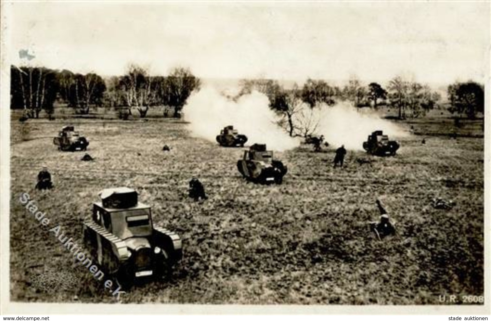MILITÄR WK II - REICHSWEHR-KRIEGSTANKS (lt. Friedensvertrag Aus Pappe) Beim Angriff Mit Infanterie I - Guerre 1939-45
