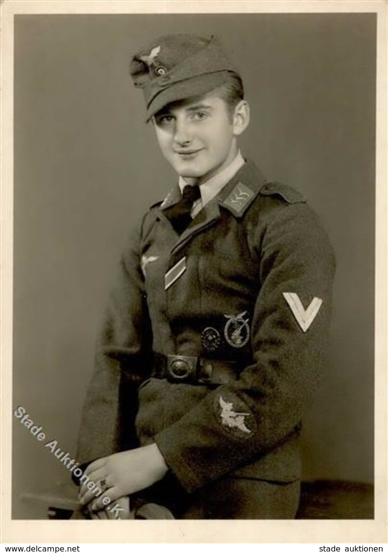 WK II MILITARIA - Foto (14,8x10,5cm) LUFTWAFFE Mit Kampfabzeichen Der Flakartillerie I - Guerre 1939-45