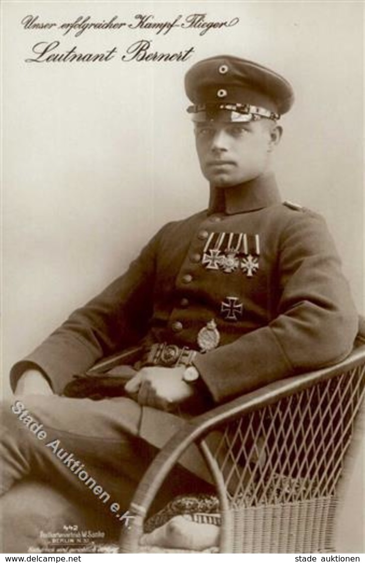 Sanke, Pilot Nr. 442 Bernert Leutnant Foto AK I - War 1914-18