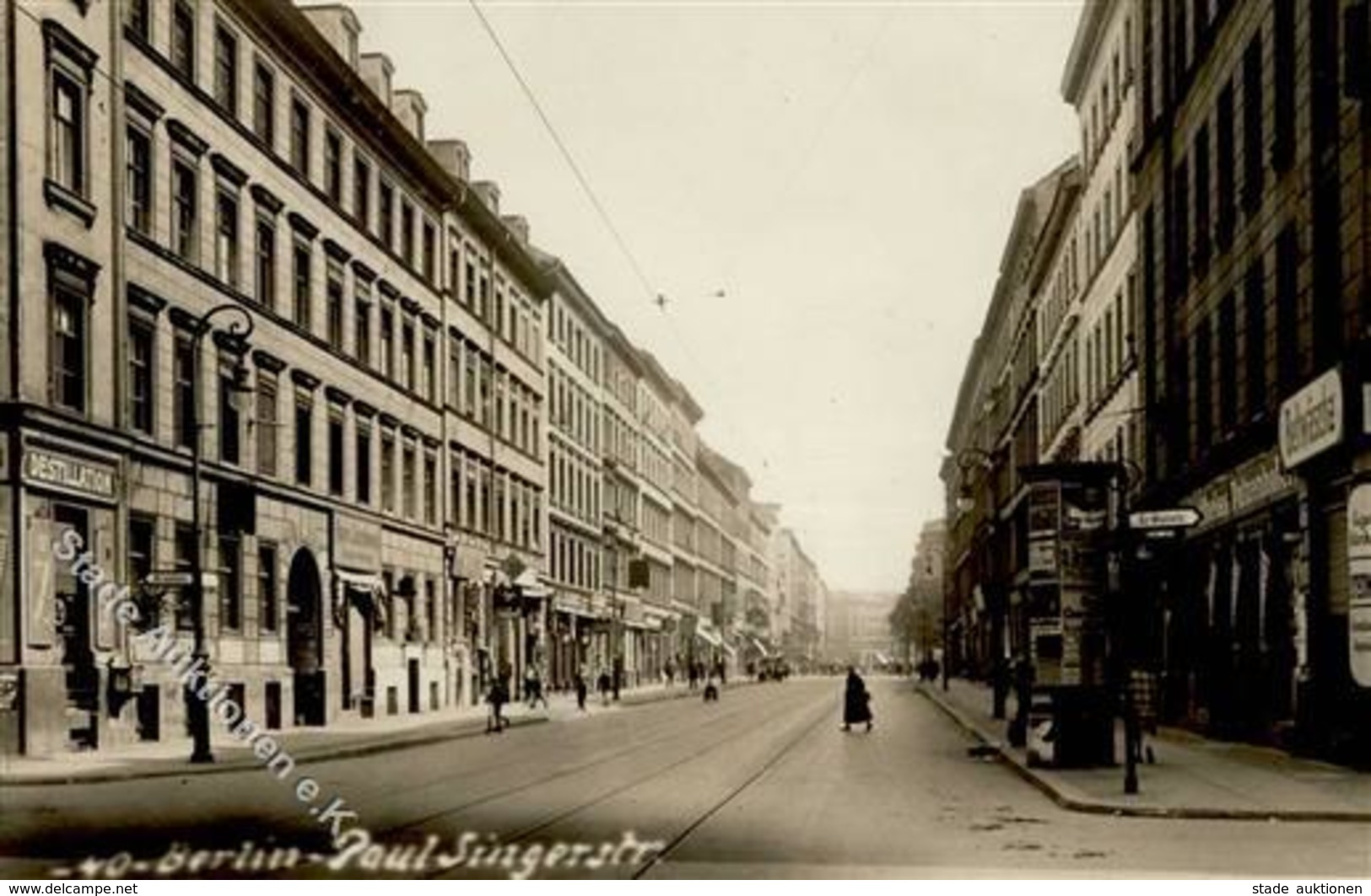 Berlin Friedrichshain (1000) Paul-Singer-Str. Litfaßsäule  Foto AK I-II - Cameroun