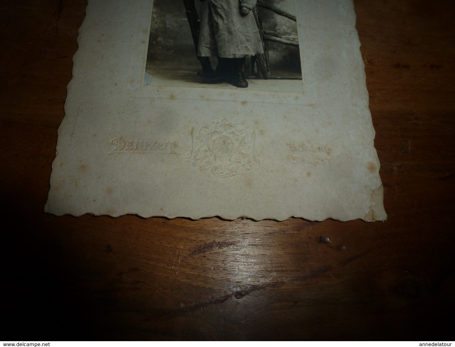 Photographie d'un CHASSEUR ALPIN  de la Grande Guerre 1914 - 1918 (Studio Denizot)