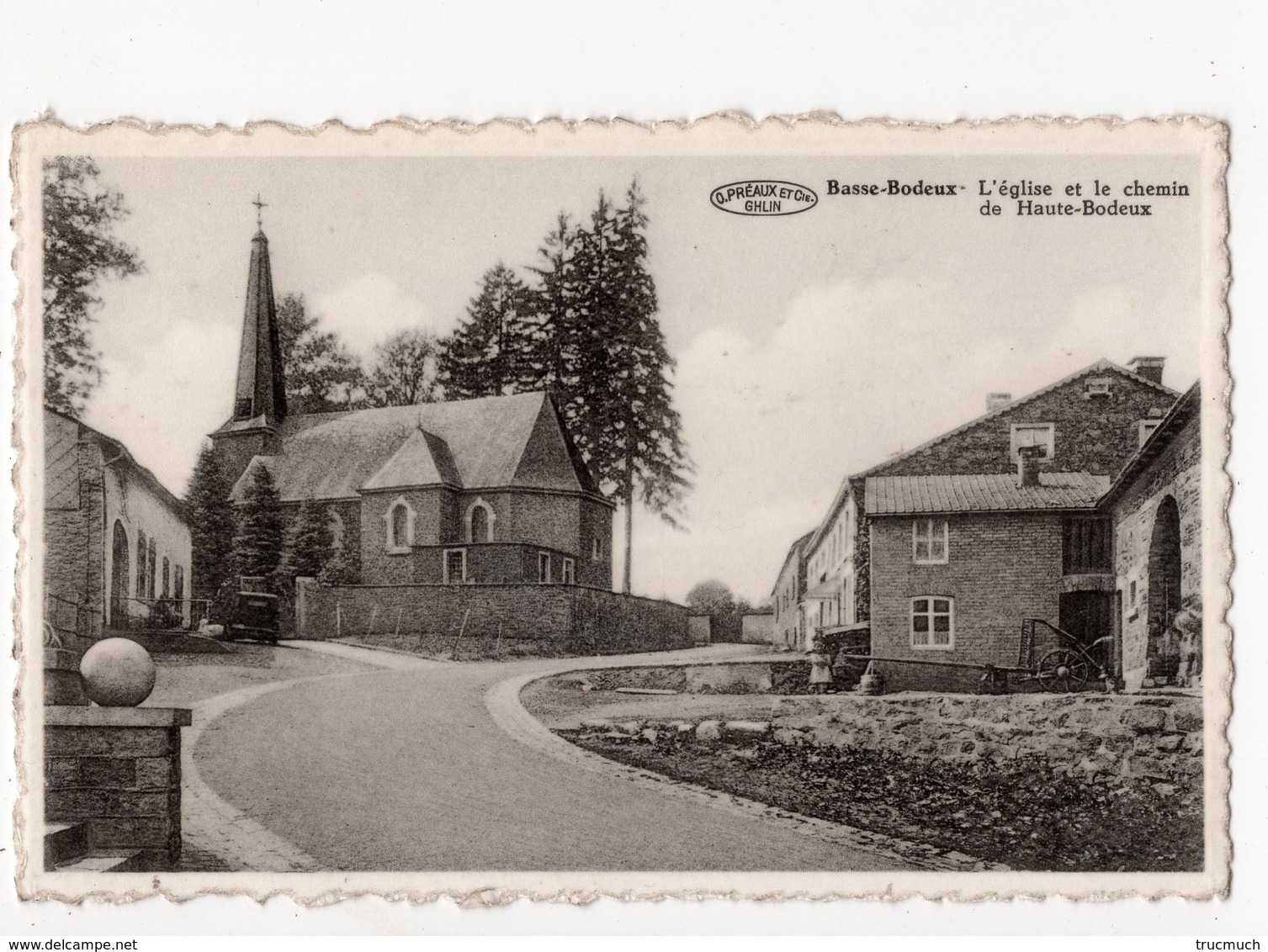 104 - BASSE-BODEUX  - L'église Et Le Chemin De Haute-Bodeux - Trois-Ponts