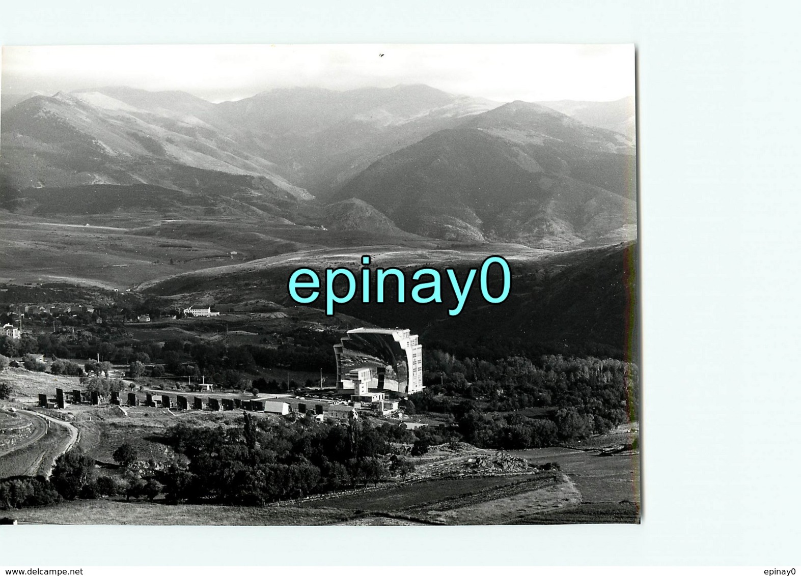 66 - FONT-ROMEU - Four Solaire Du CNRS Et La Cerdagne - PHOTOGRAPHE ROBERT PETIT - ATLAS-PHOTO - Sonstige & Ohne Zuordnung