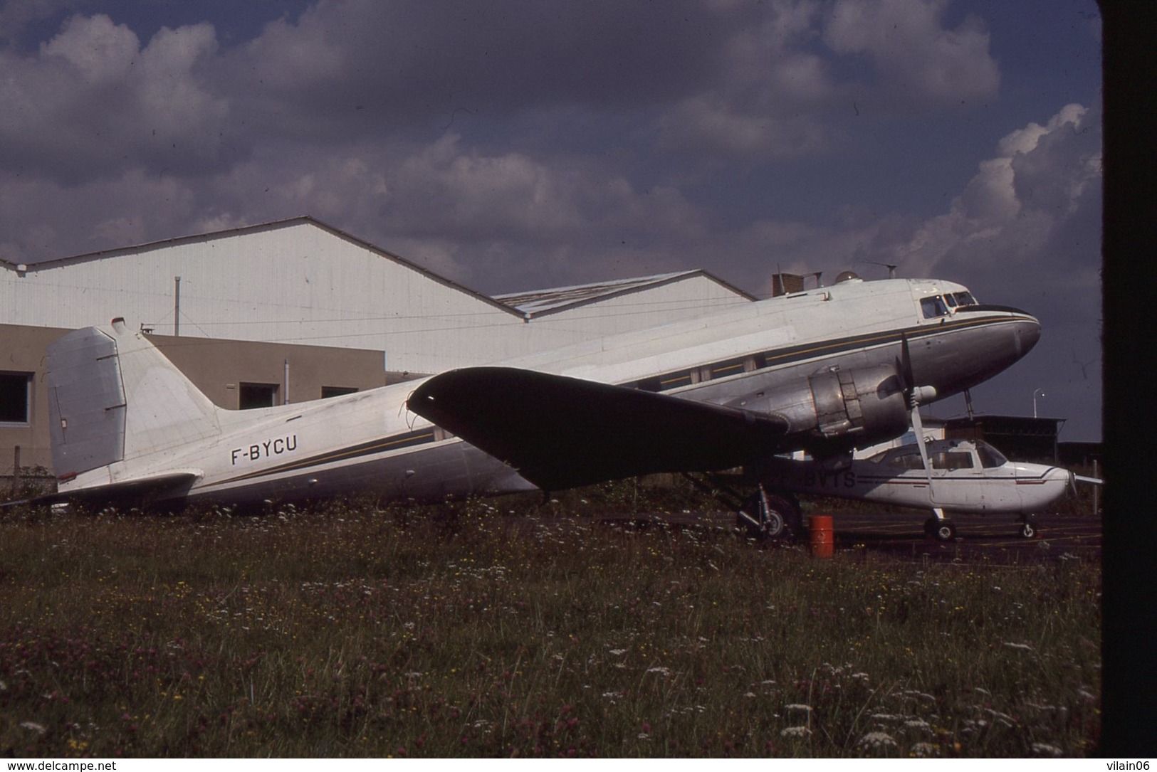 SLIDE / AVION / AIRCRAFT   KODAK  ORIGINAL  DC 3  F-BYCU - Diapositives