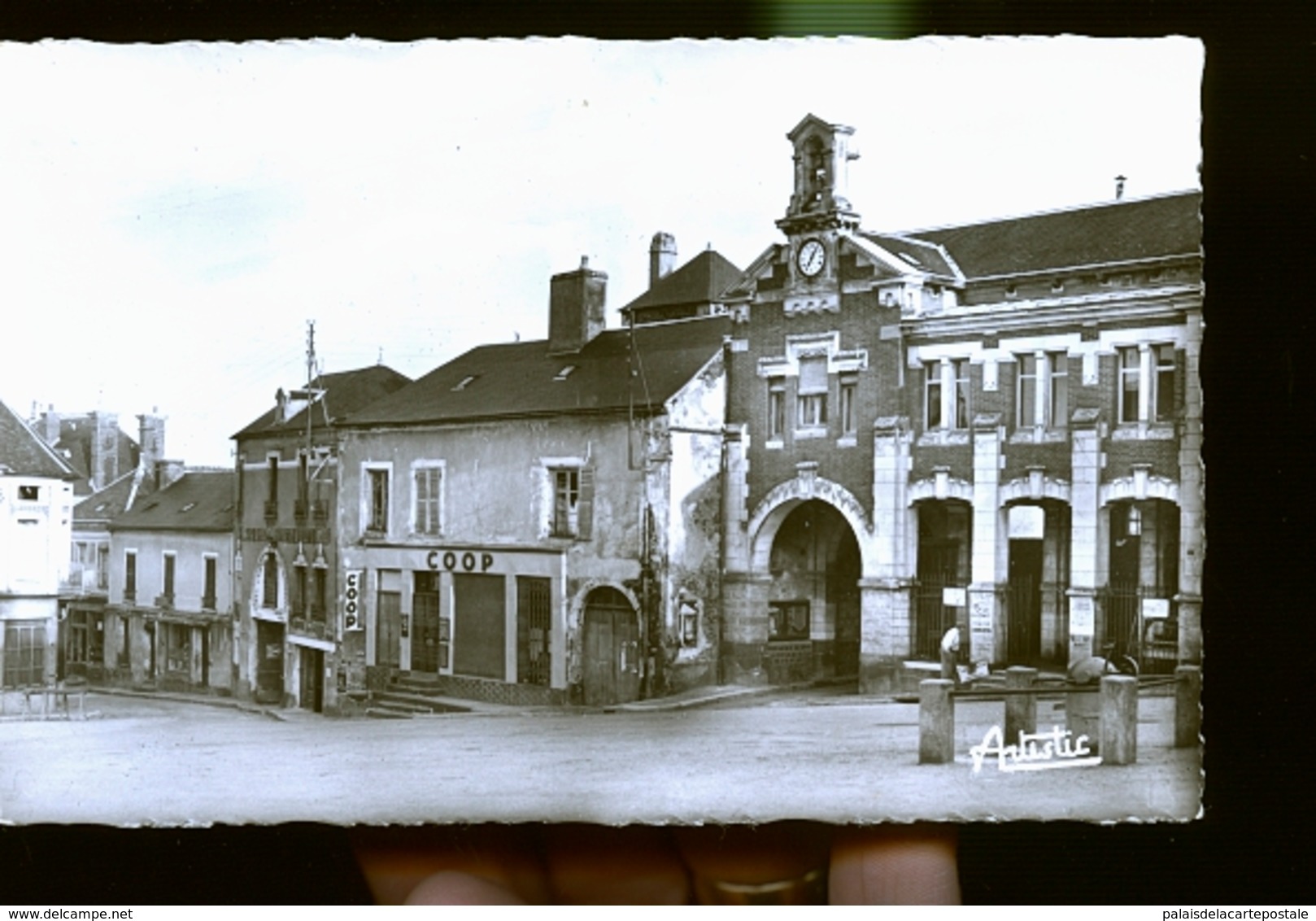 SAINT SAUVEUR                   JLM - Saint Sauveur En Puisaye