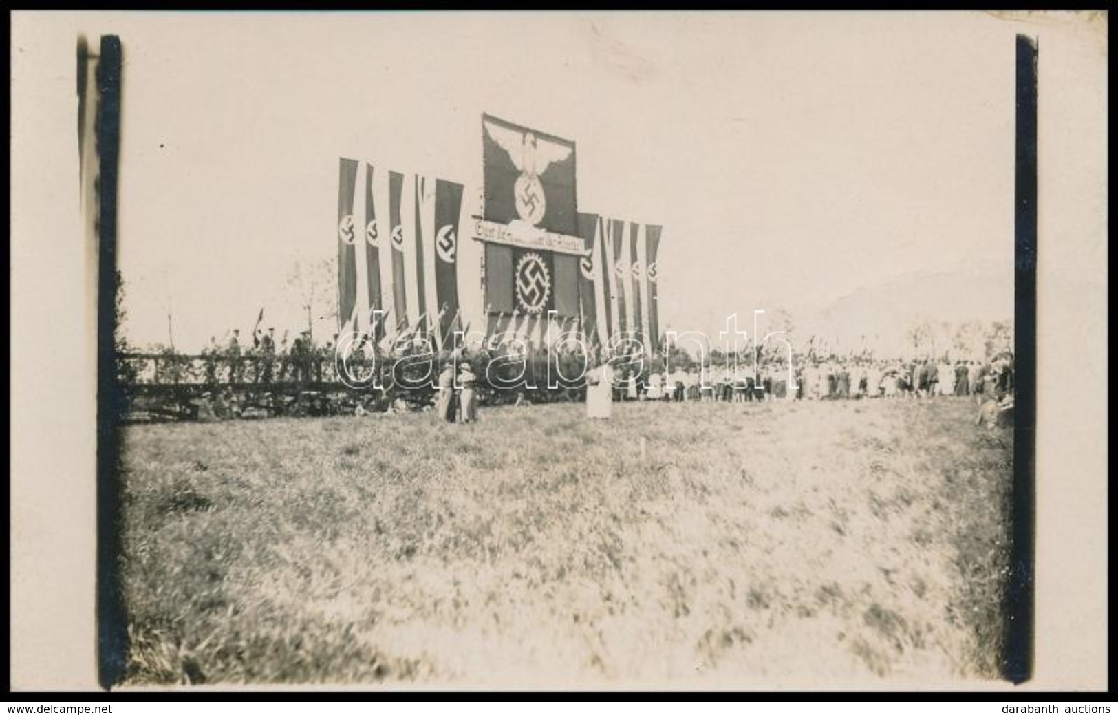 Cca 1940 Náci ünnepi Felvonulás Fotója / Nazi Feast March. Photo Postcard 9x14 Cm - Andere & Zonder Classificatie