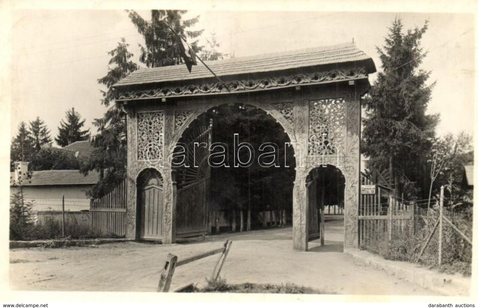 * T2 Kolozsvár, Cluj; Gazdasági Akadémia Udvarán Lévő Székely Kapu / Gate Of Economic Academy - Unclassified