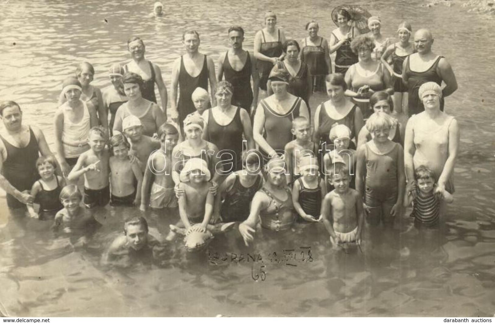 T2/T3 1928 Lovran, Laurana, Lovrana; Fürdőzők Csoportképe / Bathing People. Photo (EK) - Zonder Classificatie