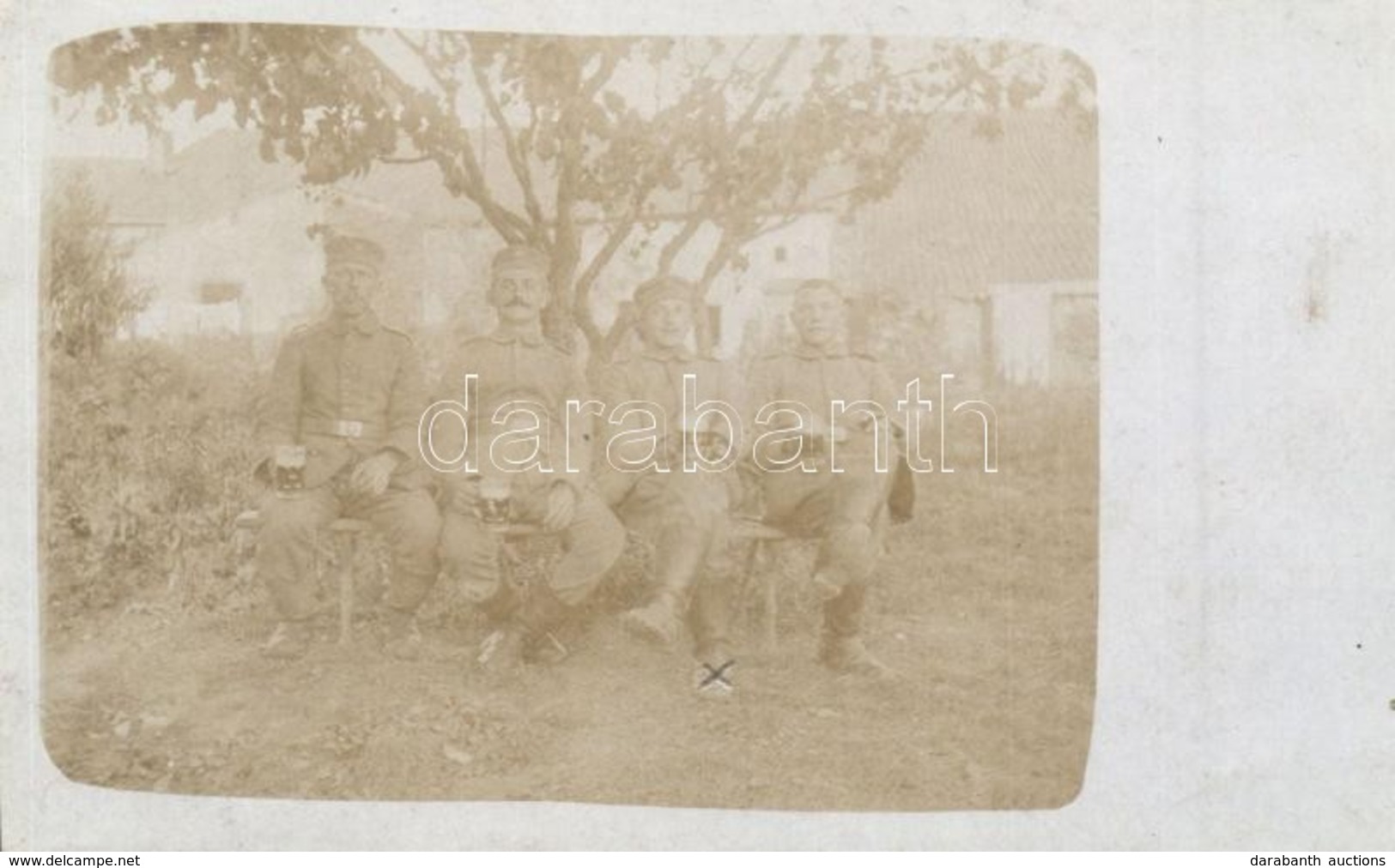 * T2/T3 WWI German Military, Soldiers With Glasses Of Beer. Photo (EK) - Ohne Zuordnung
